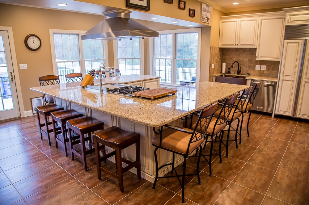 Kitchen island with discount cooktop and seating